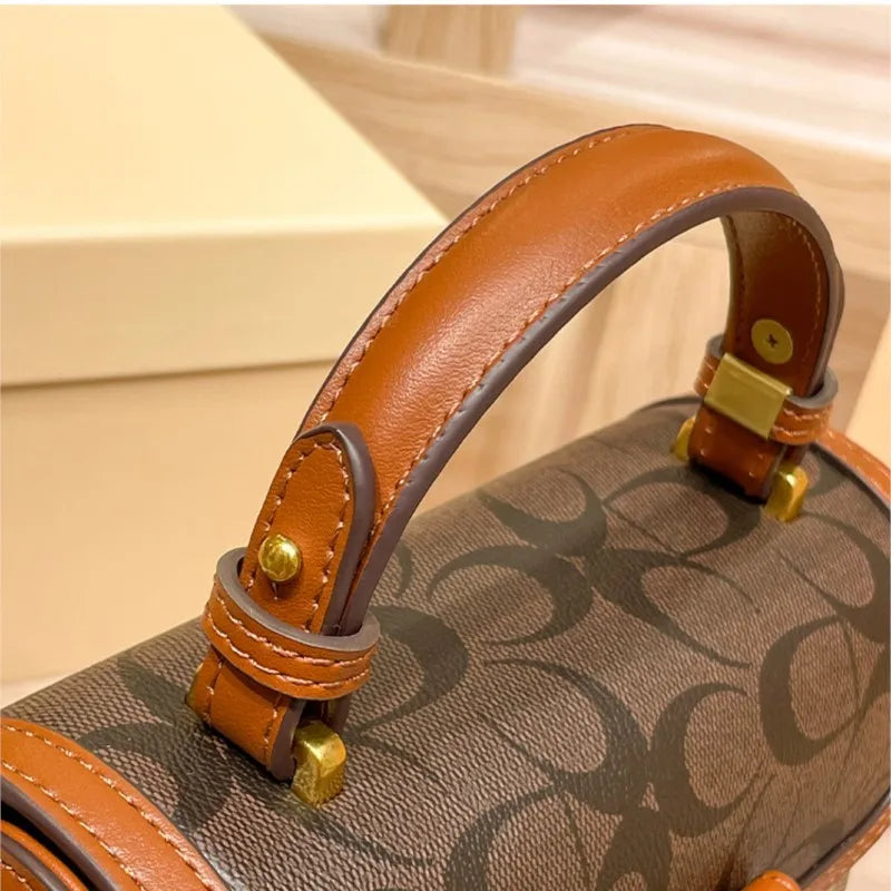 Minimalist Contrast Box Bag – Chic Crossbody Handbag