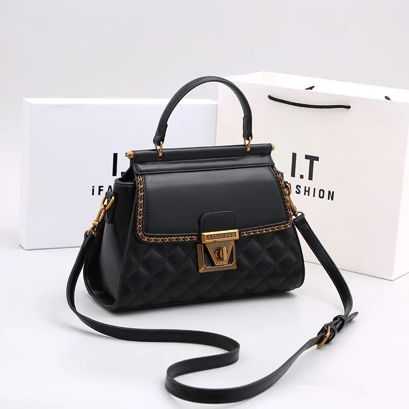 Diamond Grid Square Bag – Light Luxury Shoulder Crossbody