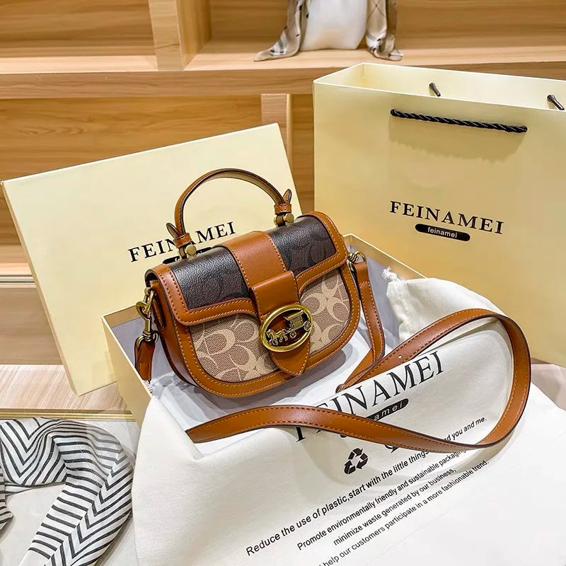 Minimalist Contrast Box Bag – Chic Crossbody Handbag